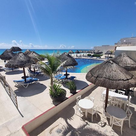 Villas Marlin 108, A Pie De Playa, Albercas, Jacuzi, Ubicacion Inmejorable Cancun Ngoại thất bức ảnh