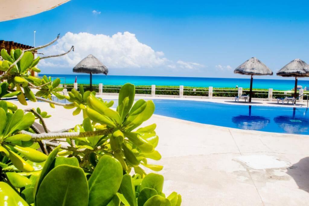 Villas Marlin 108, A Pie De Playa, Albercas, Jacuzi, Ubicacion Inmejorable Cancun Ngoại thất bức ảnh