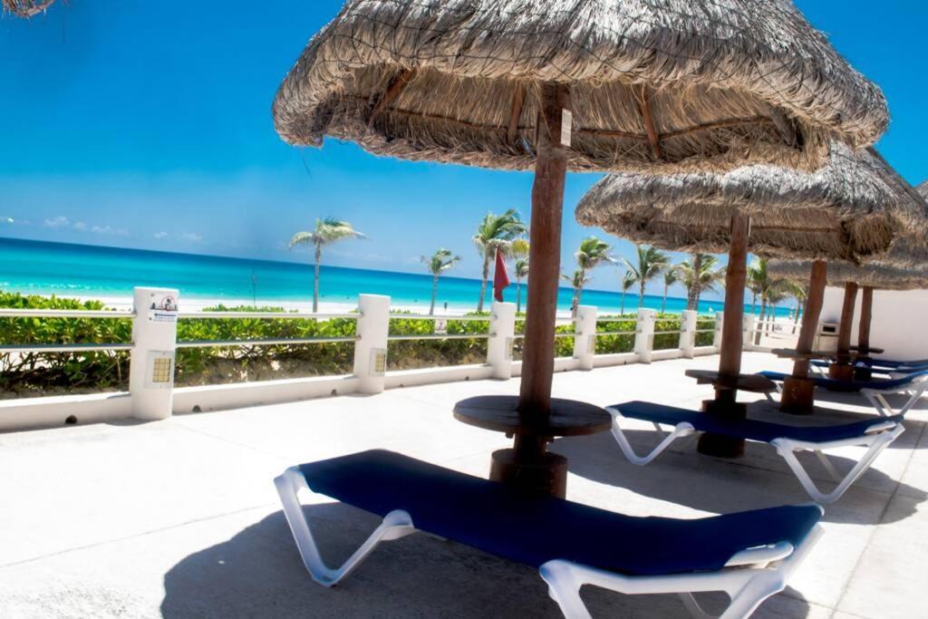 Villas Marlin 108, A Pie De Playa, Albercas, Jacuzi, Ubicacion Inmejorable Cancun Ngoại thất bức ảnh